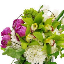 Load image into Gallery viewer, Mudgee florist Mudgee Monkey is a local based florist in the Mudgee Area. Pictured is a tropical flower bouquet
