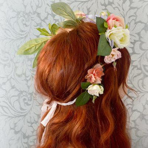 Mudgee florist Mudgee Monkey is a local based florist in the Mudgee Area. Pictured is a pastel peach and pink flower crown